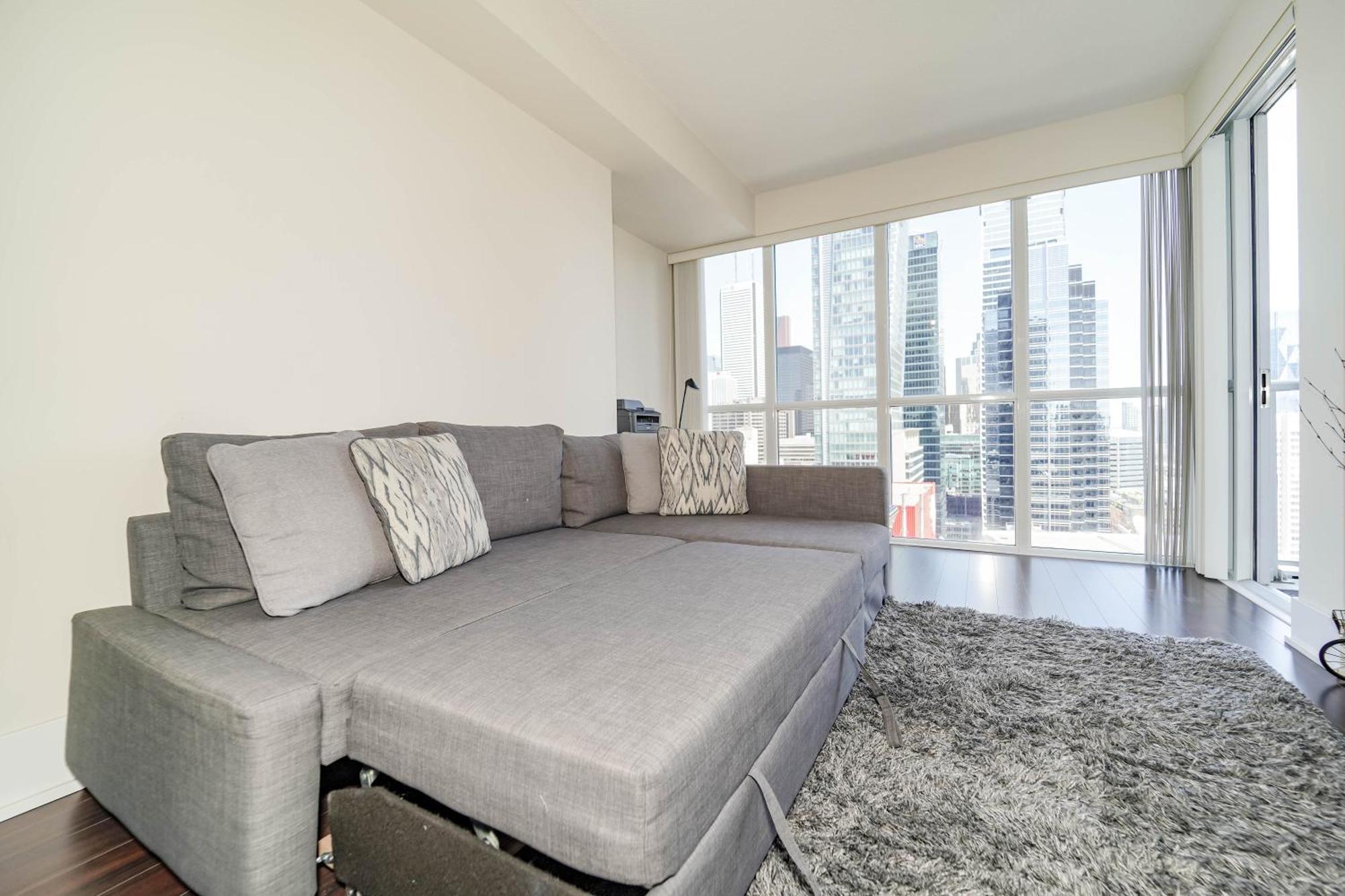Chol Furnished Suites Heart Of Downtown Toronto, 2 Beds, Free Parking, Cn Tower View Extérieur photo